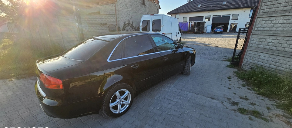 Audi A4 cena 17900 przebieg: 230000, rok produkcji 2006 z Proszowice małe 232
